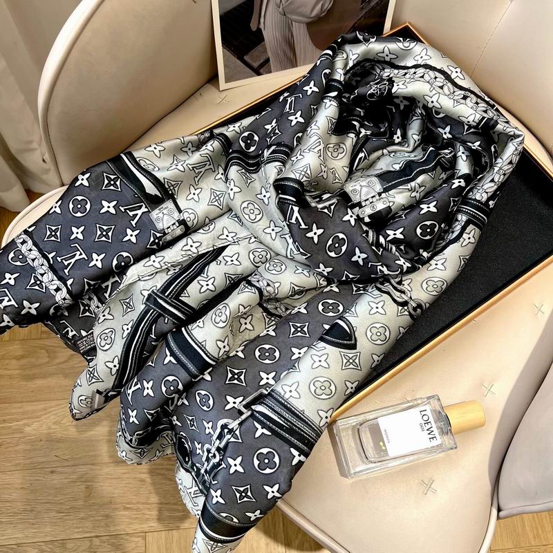 LV silk scarf 90-180cm E17 (10)
